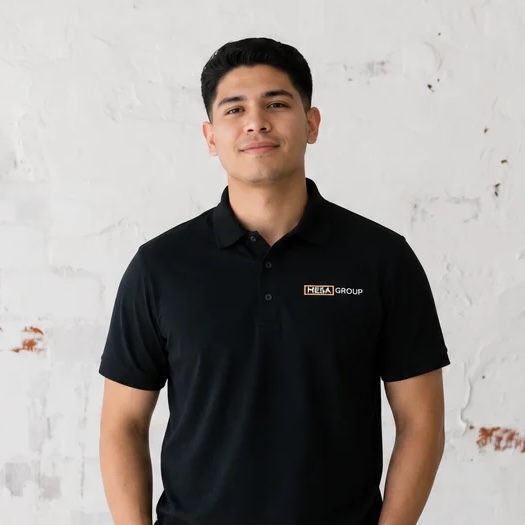 Alex Alvarez — Equipo de Éxito del Cliente de Mesa Group Consulting